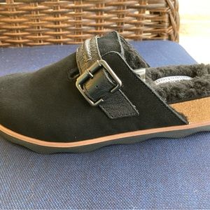 Clarks Brynn slide